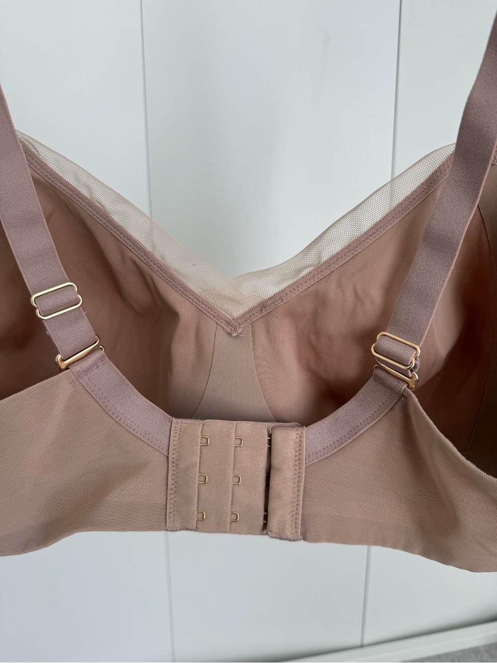 ThirdLove 34D Minimizer Bra Wireless Foam Free Nude Beige - Picture 5 of 9
